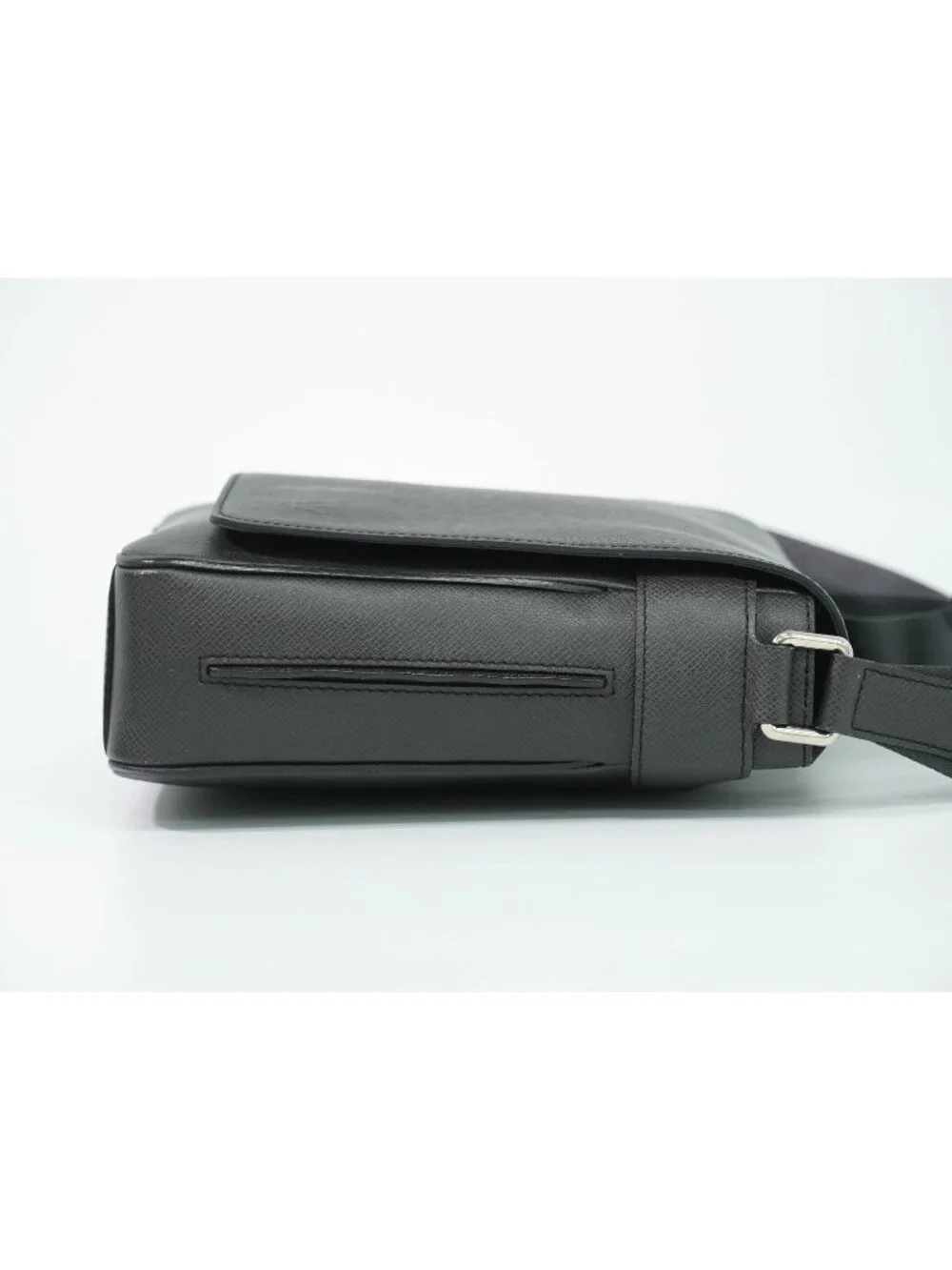 Louis Vuitton LV Roman PM Taiga Leather Shoulder Bag Ardoise